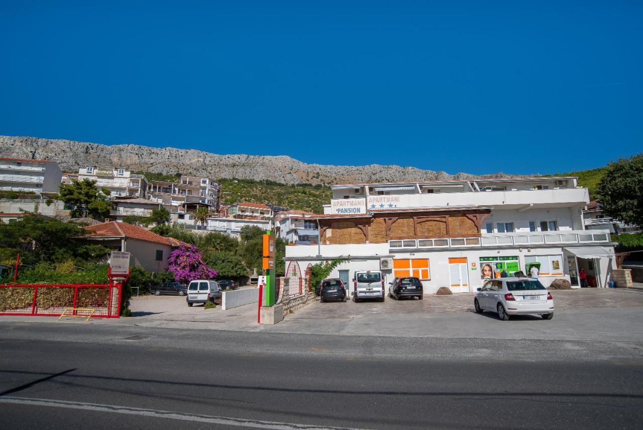 Apartments By The Sea Sumpetar, Omis - 2808 Bagian luar foto