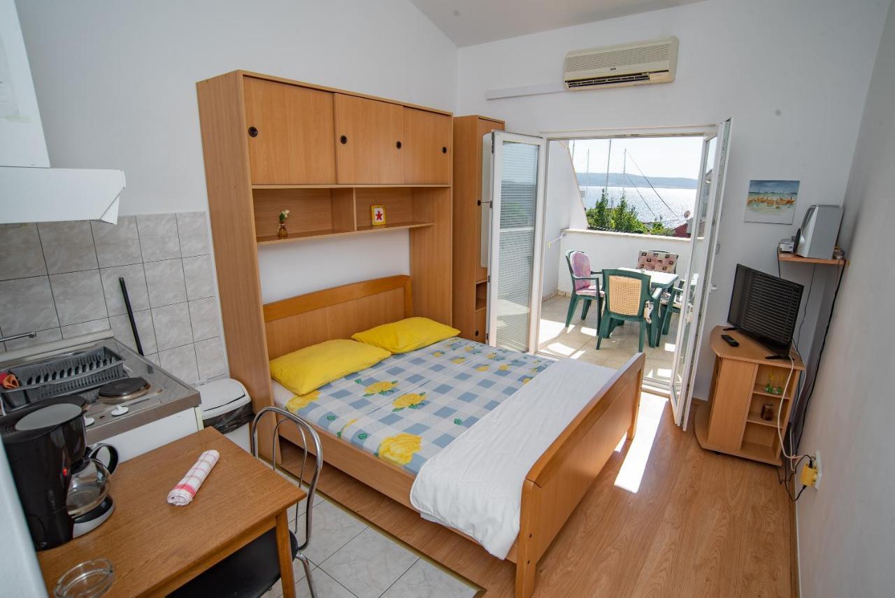 Apartments By The Sea Sumpetar, Omis - 2808 Bagian luar foto