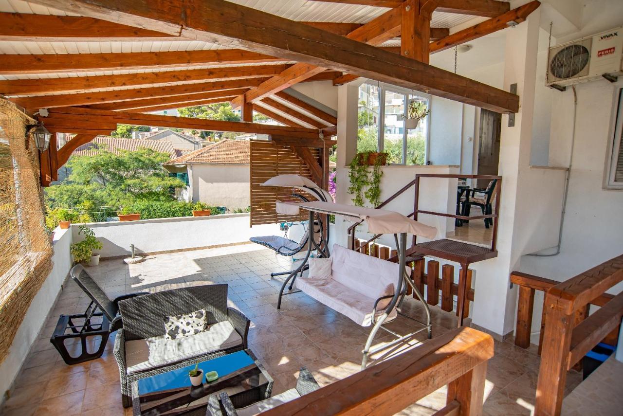 Apartments By The Sea Sumpetar, Omis - 2808 Bagian luar foto