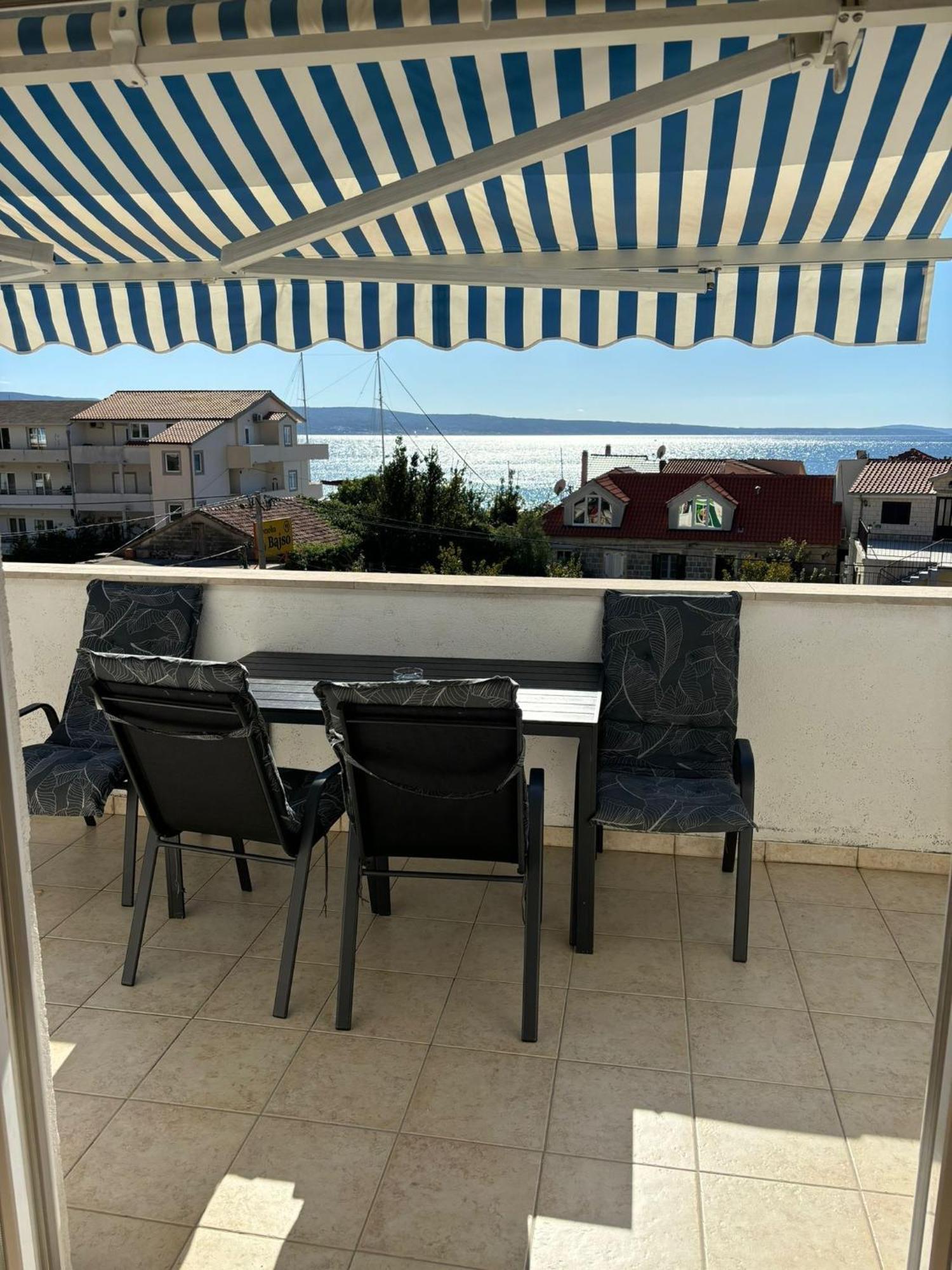 Apartments By The Sea Sumpetar, Omis - 2808 Bagian luar foto